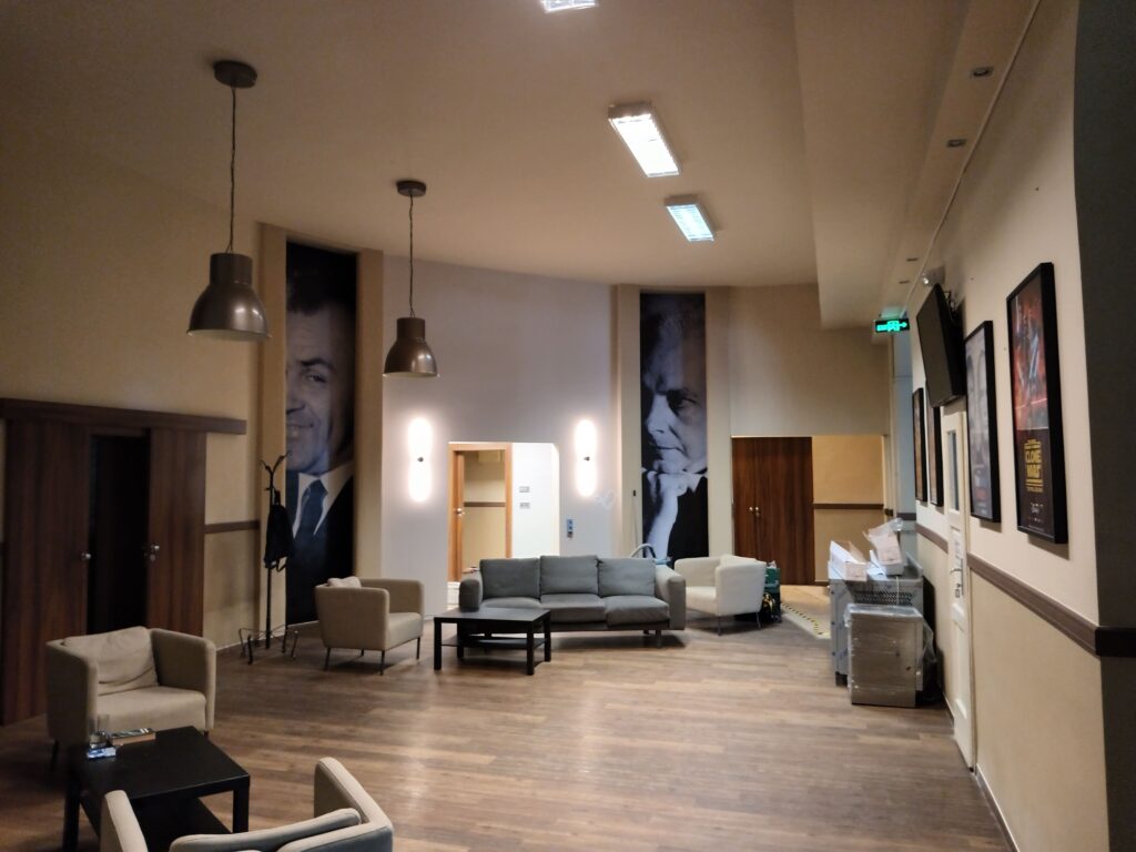 a hungaroton irodájának villanyszerelése a bervolt jóvoltából